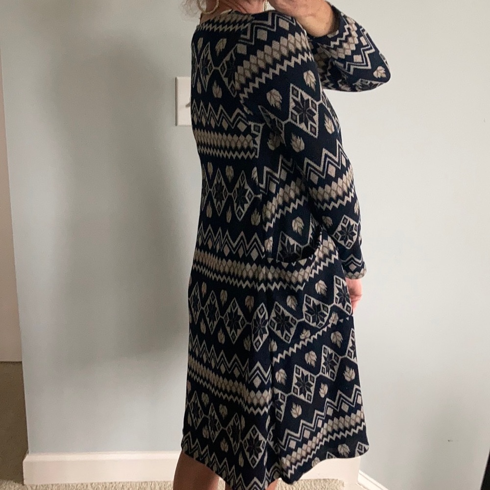 ♥️1 SIZE SMALL♥️Navy & Taupe Aztec Print Cardigan - Picture 7 of 8